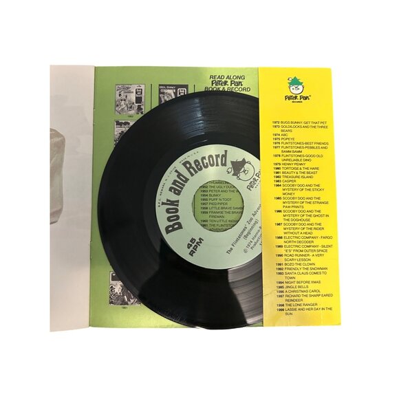 The Flintstones Zoo Adventure 45 RPM Book & Record Read along Peter Pan records - Picture 3 of 4